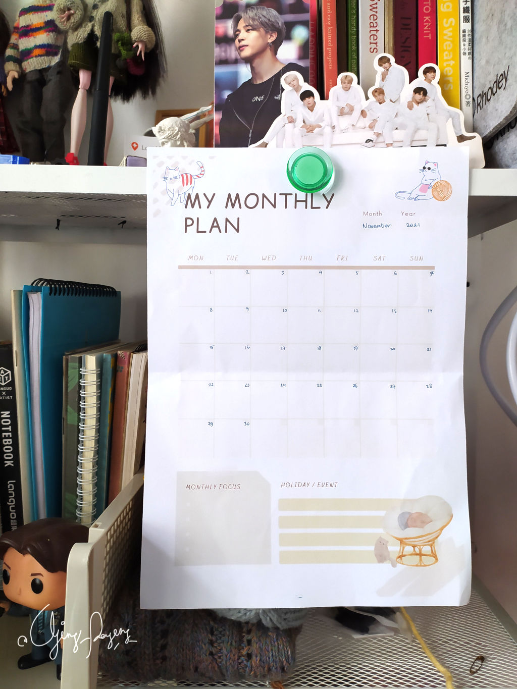 Free printable undated monthly planner on A4 paper