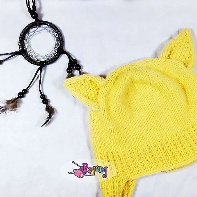 Earflap Hat with Cat Ears — detail