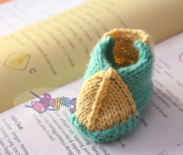 For Him Baby hat & Booties Set — detail