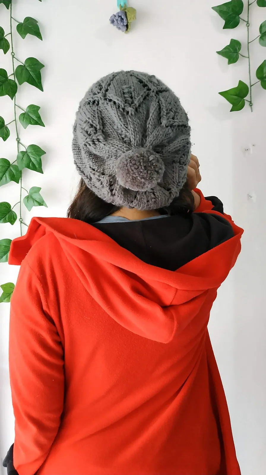 Star Crown Beret Hat — detail