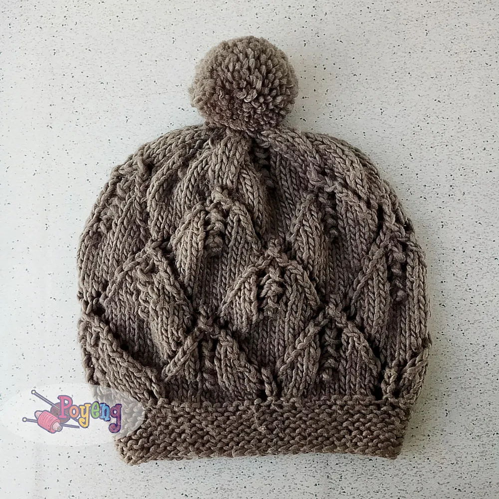 Star Crown Beret Hat — detail