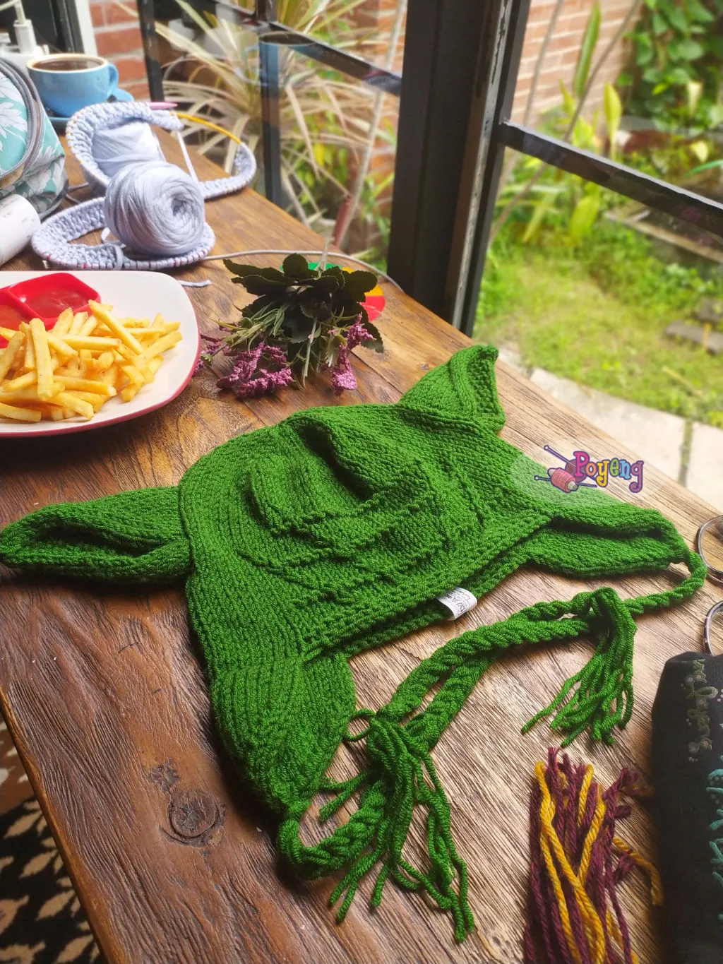 Wrinkle Yoda Baby Hat — detail